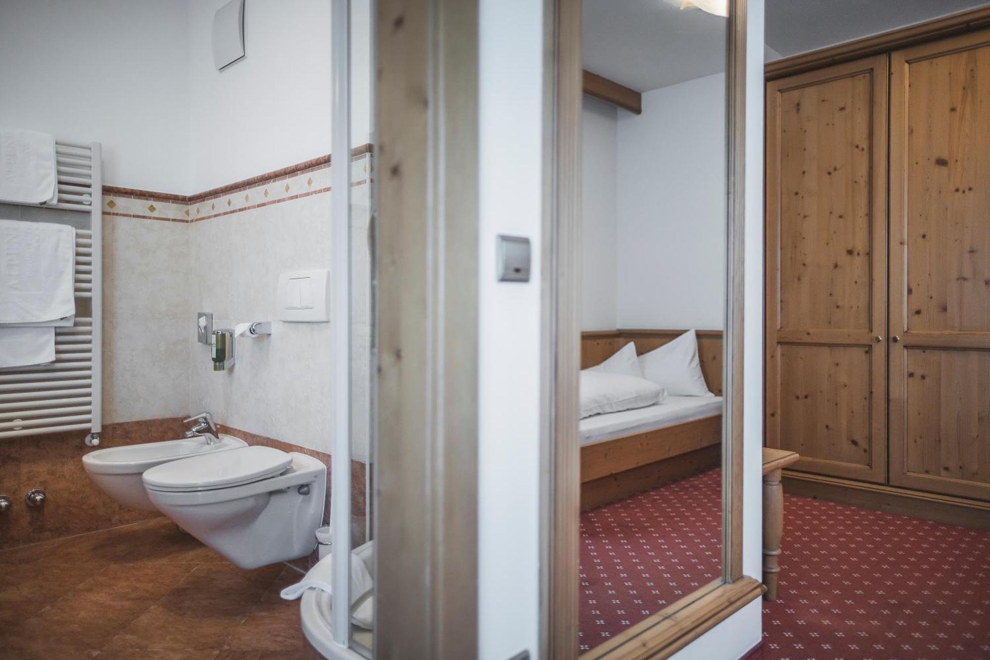 Hotel Alpenblick Sexten Luaran gambar