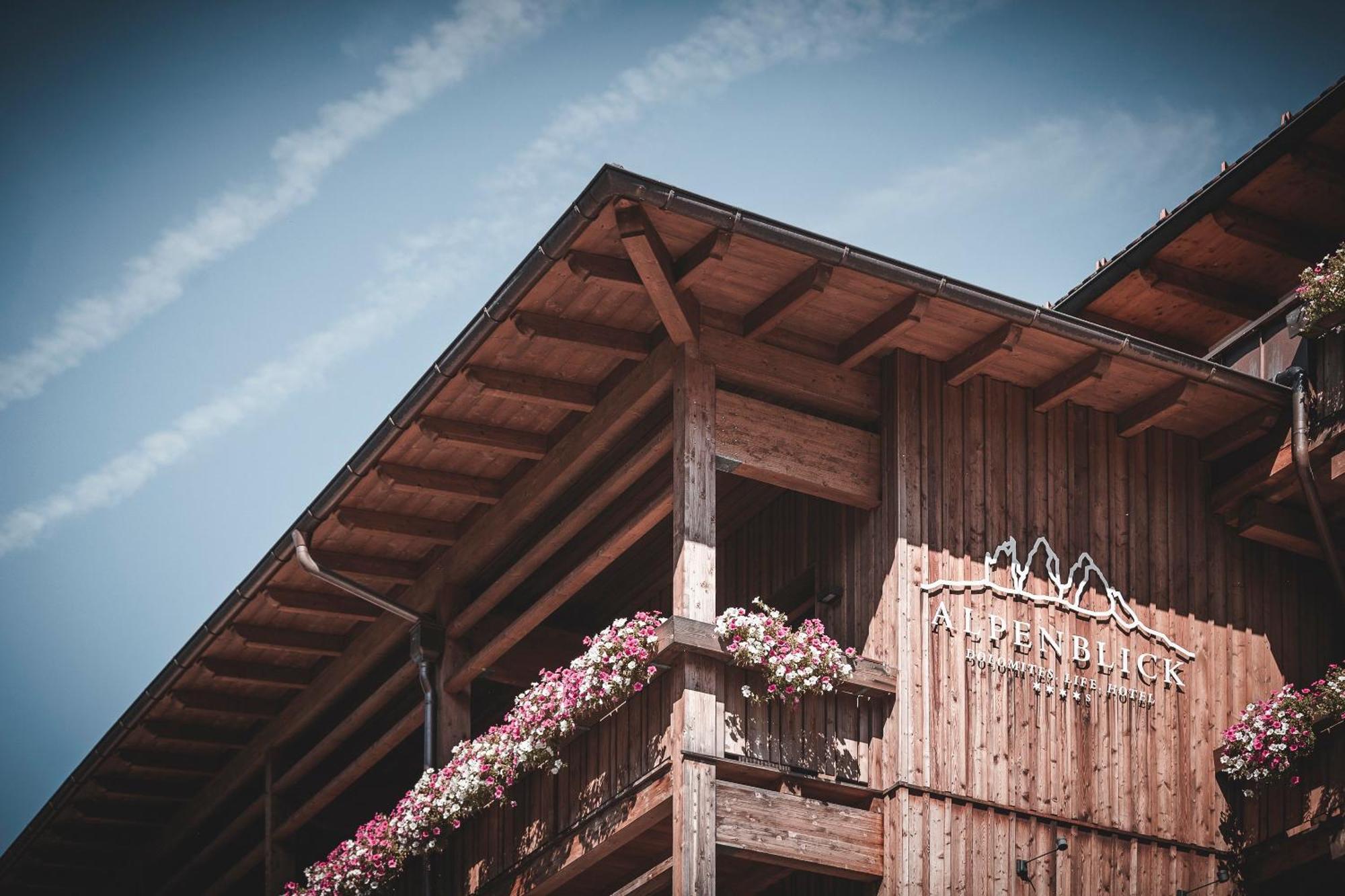 Hotel Alpenblick Sexten Luaran gambar